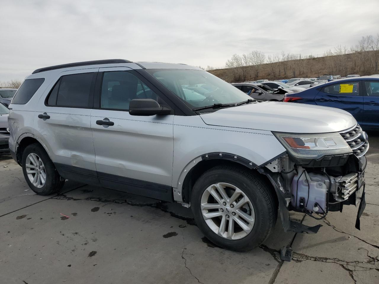 2017 Ford Explorer VIN 1FM5K7B87HGA97627 Copart auction photo, front end / side damage thumbnail 4