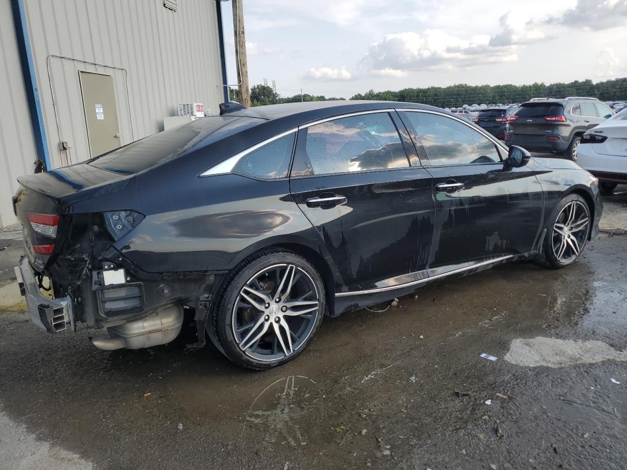 2021 Honda Accord VIN 1HGCV2F9XMA009337 Copart auction photo, all over damage thumbnail 3