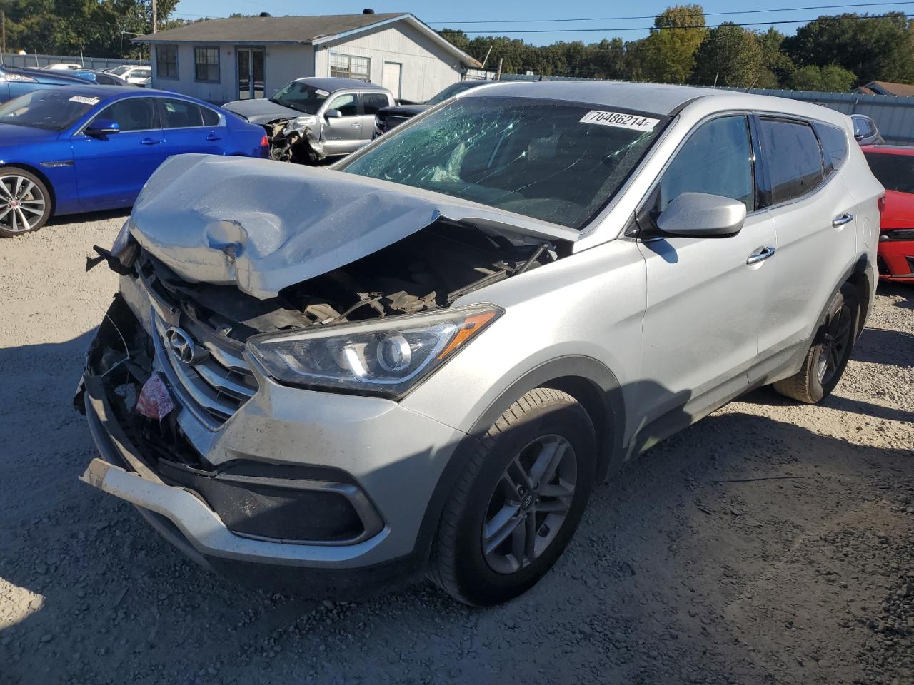 2018 Hyundai Santa Fe VIN 5XYZT3LB1JG563177