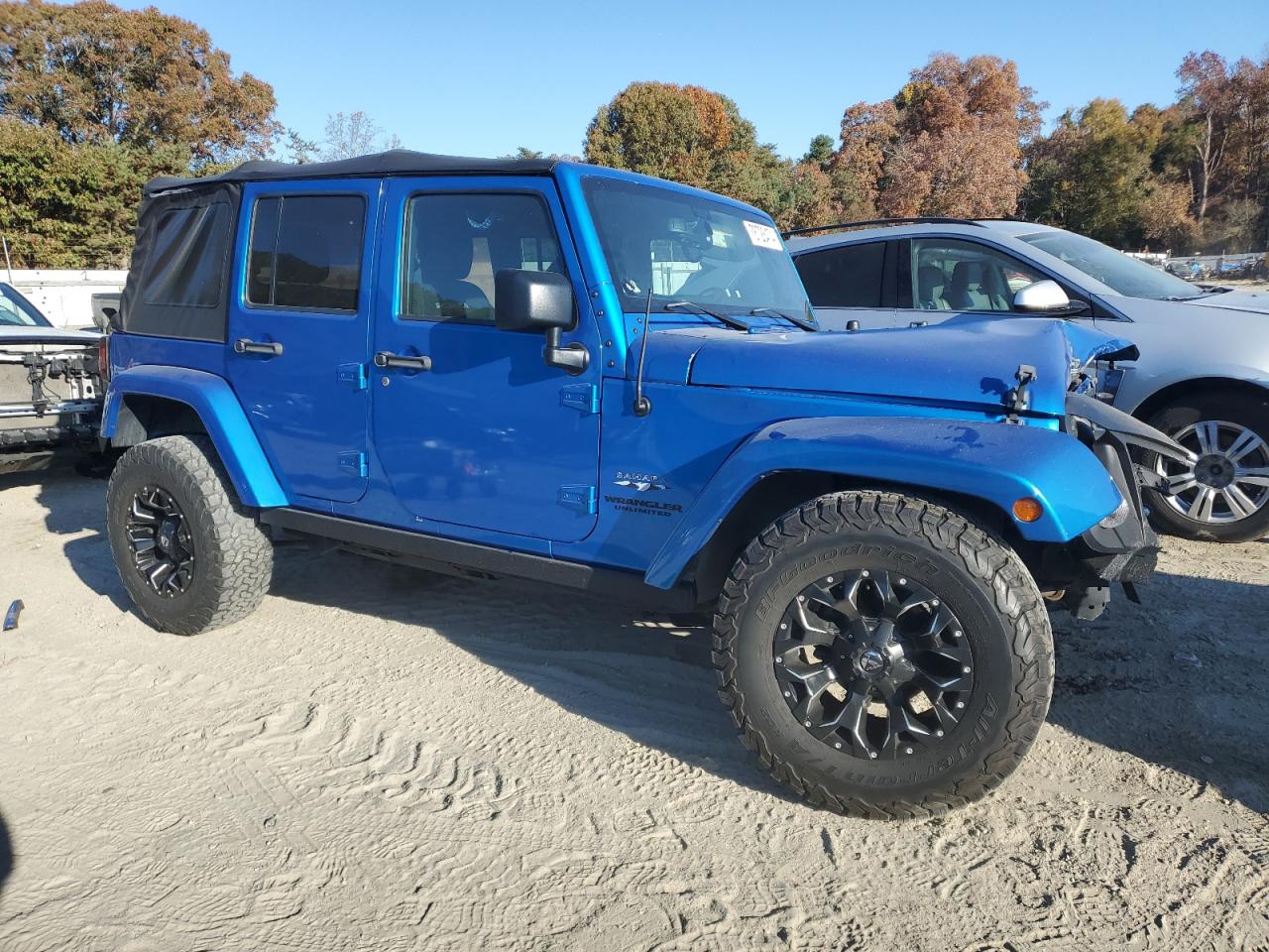 2016 Jeep Wrangler VIN 1C4BJWEG8GL115887 Copart auction photo, front end damage thumbnail 4
