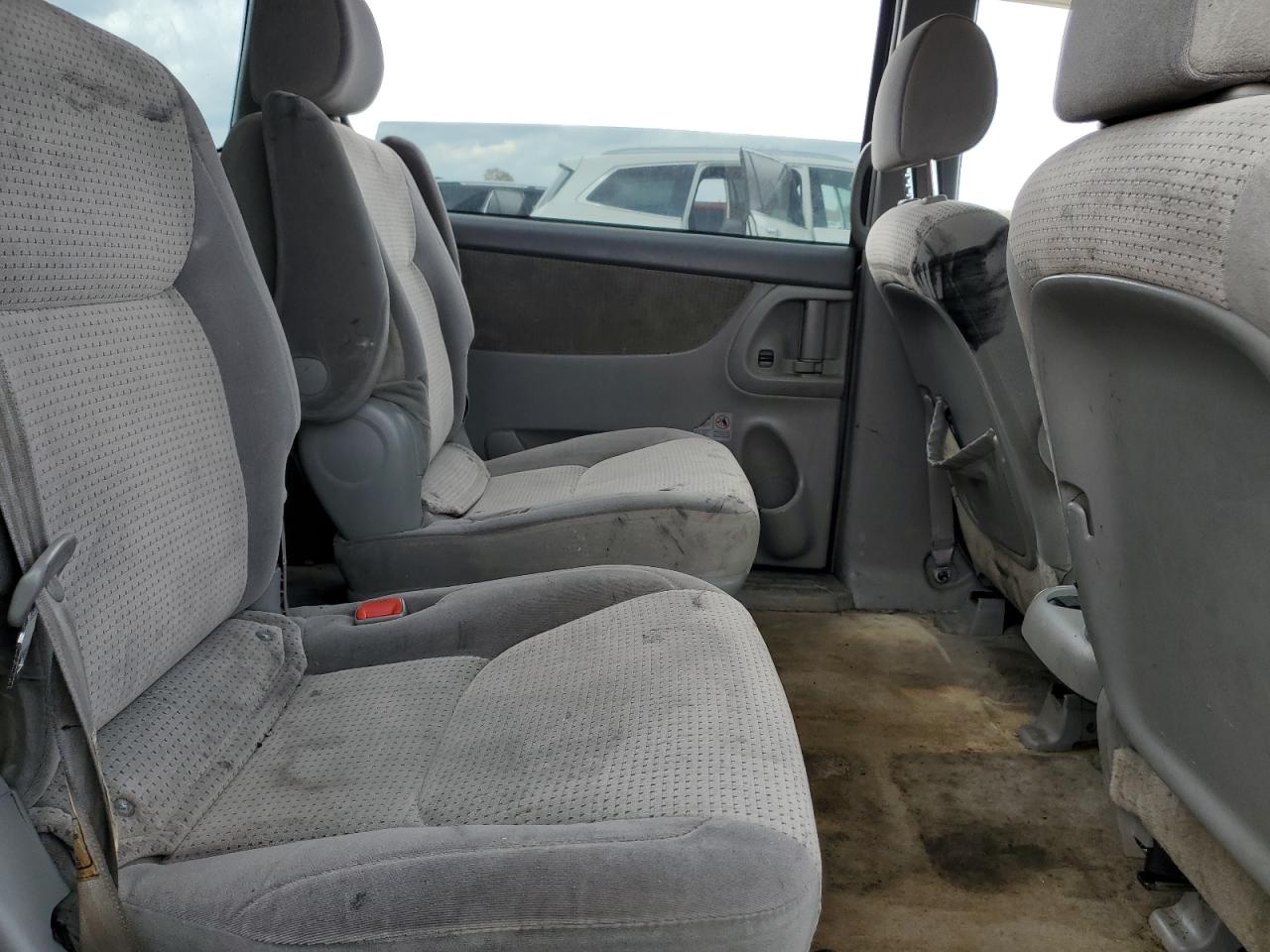 2007 Toyota Sienna VIN 5TDZK23C27S092352 Copart auction photo, burn damage thumbnail 11