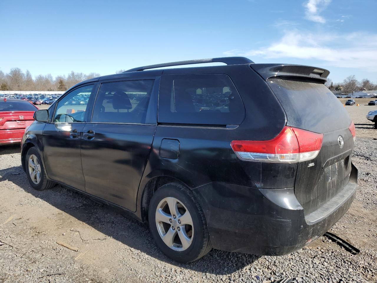 2013 Toyota Sienna VIN 5TDKK3DC0DS391520 Copart auction photo, front end damage thumbnail 2