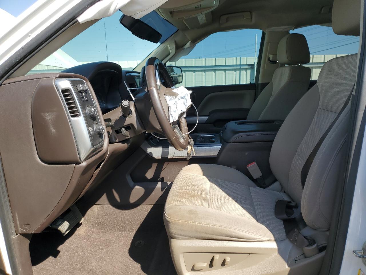 2018 Chevrolet Silverado VIN 3GCUKREC0JG596842 Copart auction photo, front end / side damage thumbnail 7