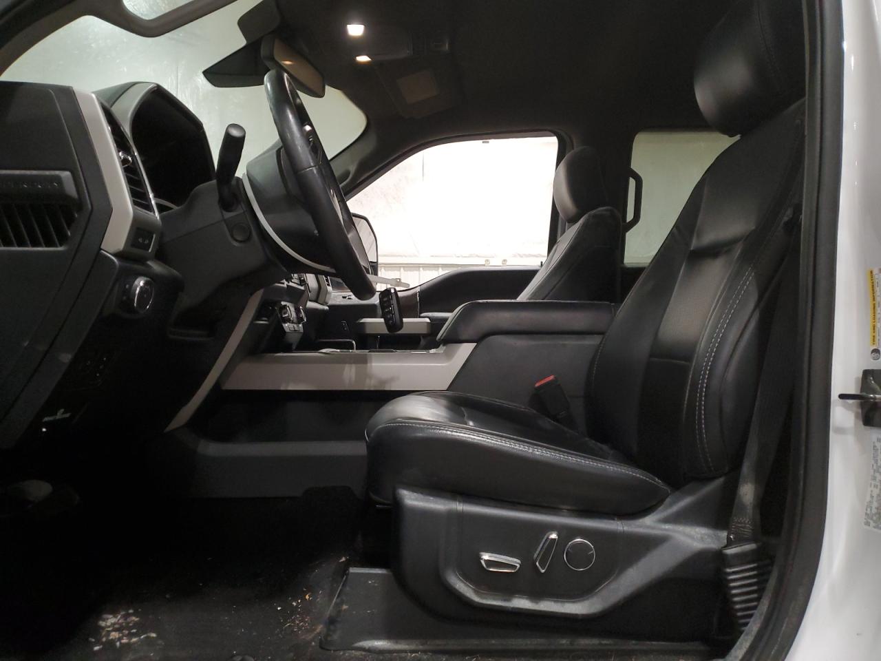 2019 Ford F250 VIN 1FT7W2B63KEE63590 Copart auction photo, burn - interior damage thumbnail 7