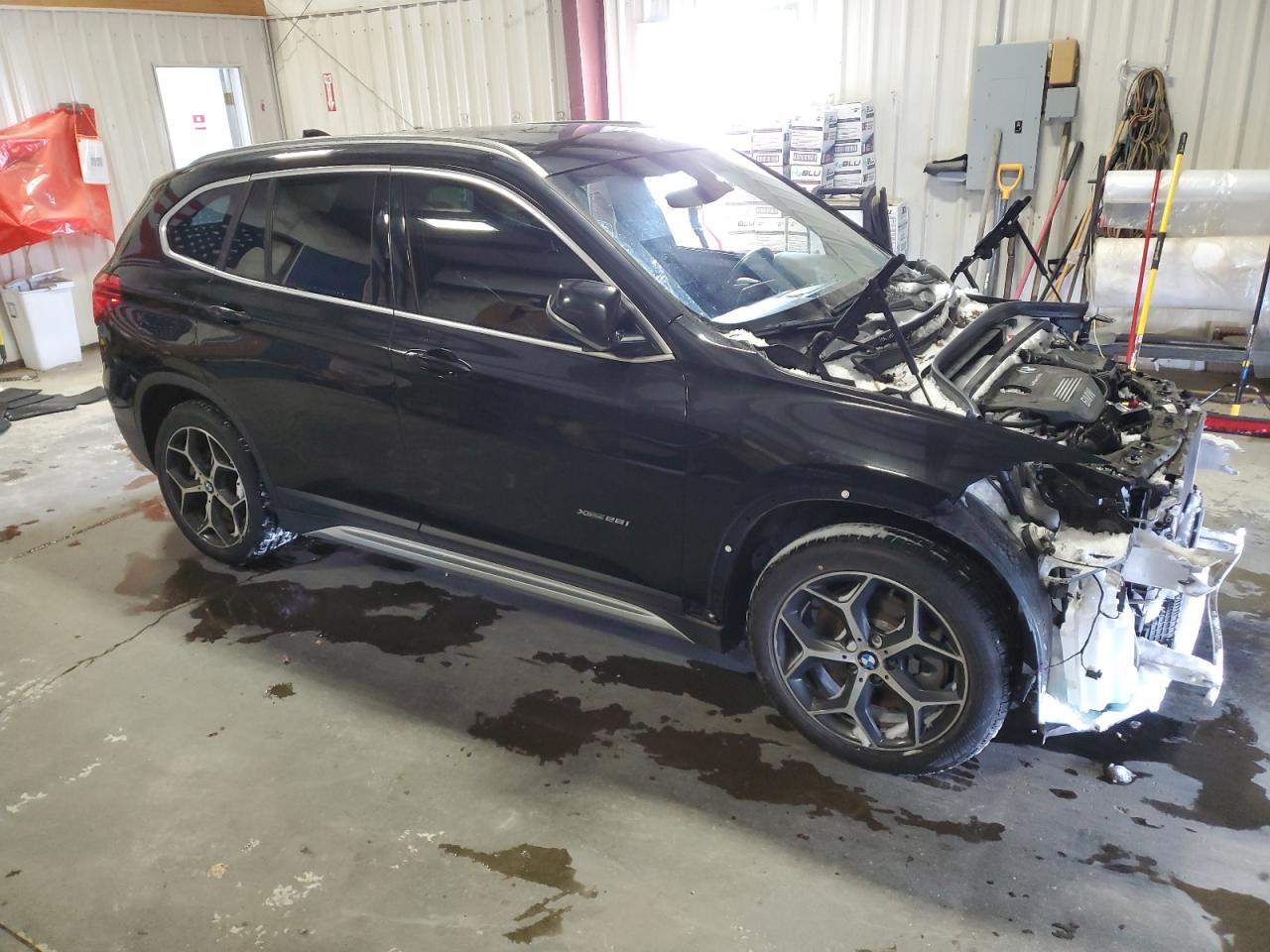 2018 BMW X1 VIN WBXHT3C35J5K30657 Copart auction photo, front end / stripped damage thumbnail 4
