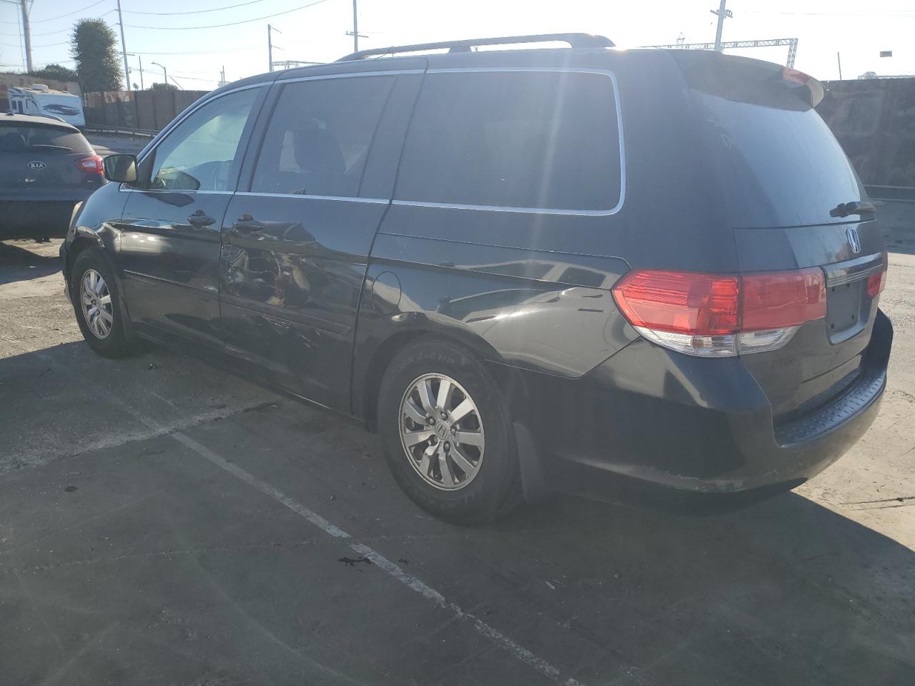2009 Honda Odyssey VIN 5FNRL38689B020066 Copart auction photo, side / minor dent/scratches damage thumbnail 2