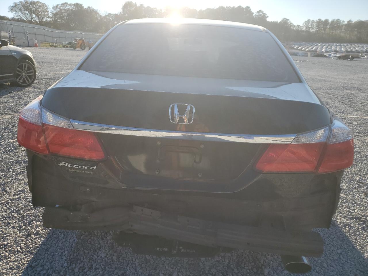 2015 Honda Accord VIN 1HGCR2F78FA025784 Copart auction photo, rear end damage thumbnail 6