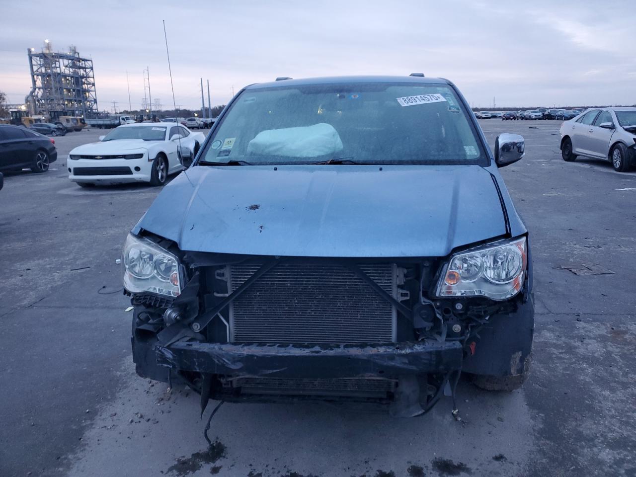 2012 Chrysler Town & Country VIN 2C4RC1CG6CR170659 Copart auction photo, front end damage thumbnail 5