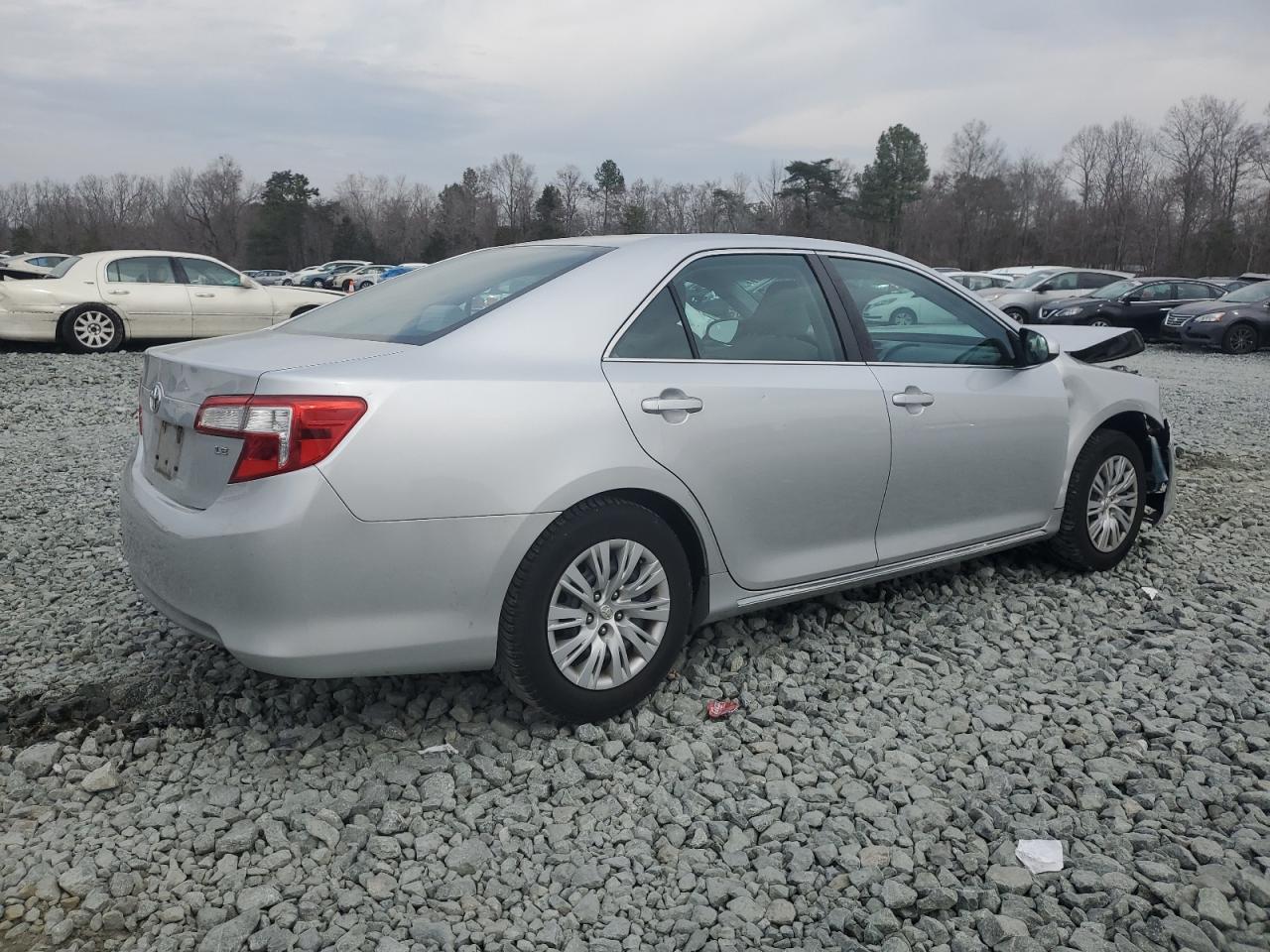 2014 Toyota Camry VIN 4T4BF1FK7ER416845 Copart auction photo, front end damage thumbnail 3