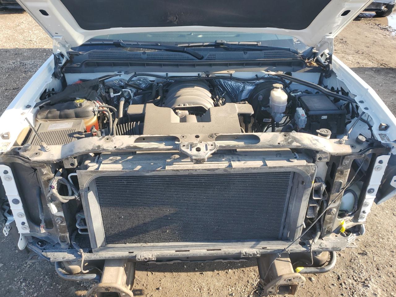 2018 Chevrolet Silverado VIN 1GCVKREC6JZ122091 Copart auction photo, front end / rear end damage thumbnail 11