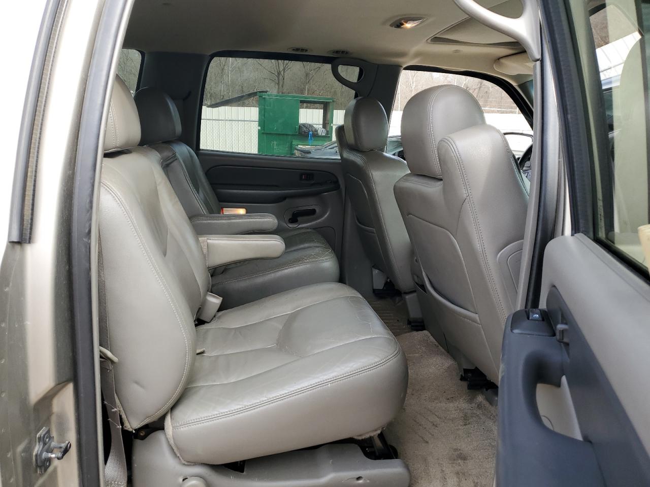 2003 Chevrolet Suburban VIN 3GNEC16Z23G153849 Copart auction photo, front end damage thumbnail 11