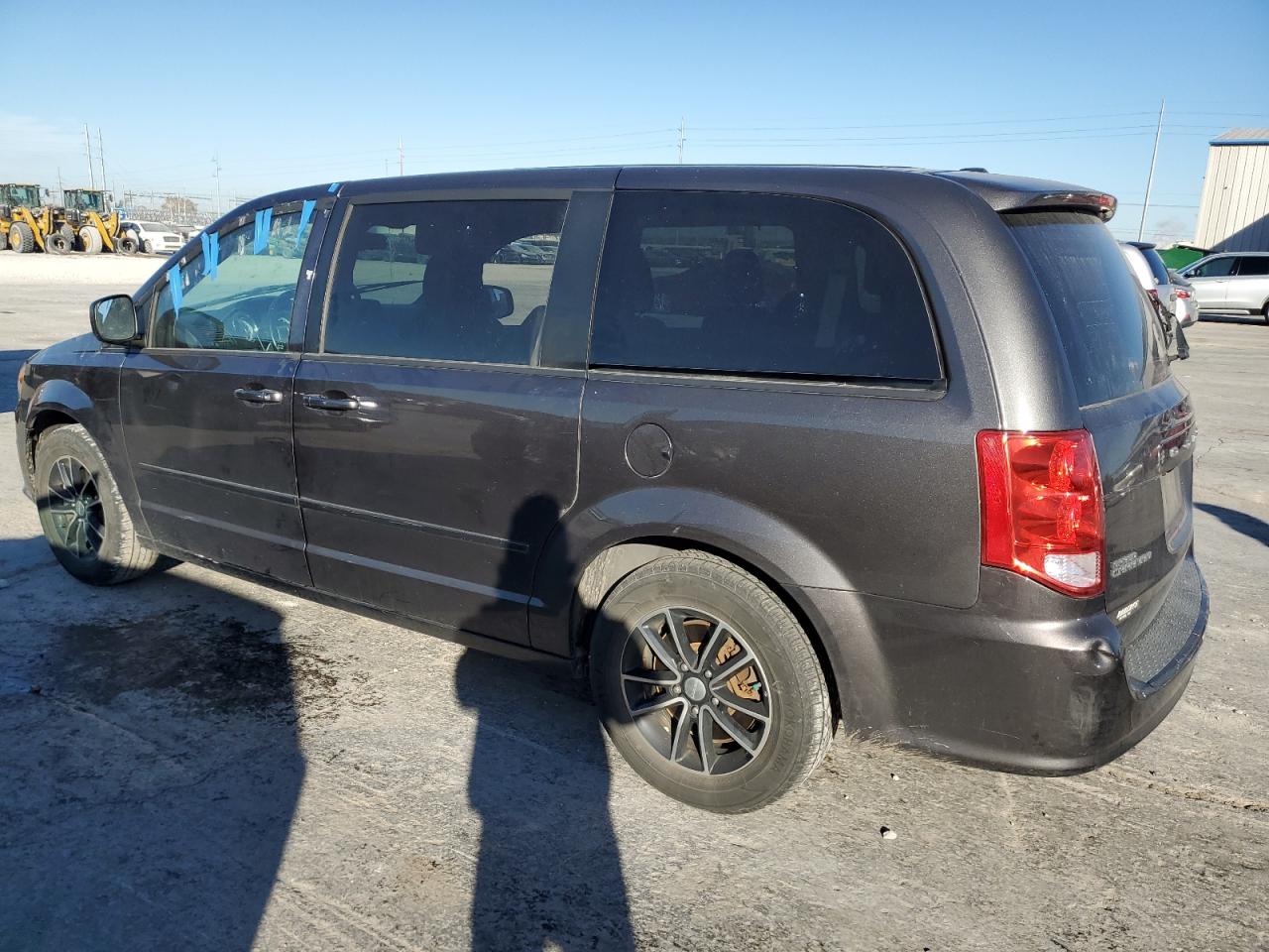 2015 Dodge Caravan VIN 2C4RDGBG0FR669124 Copart auction photo, mechanical damage thumbnail 2
