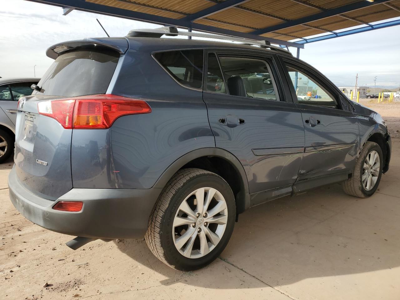 2014 Toyota RAV 4 VIN 2T3YFREV2EW126521 Copart auction photo, front end / side damage thumbnail 3