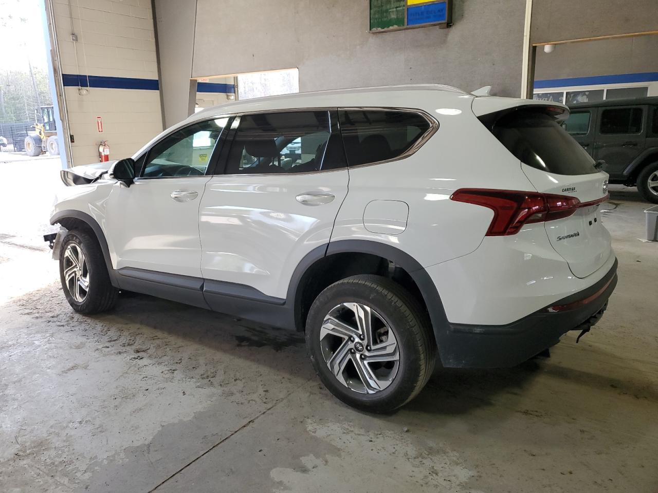 2023 Hyundai Santa Fe VIN 5NMS2DAJ2PH622644 Copart auction photo, front end / undercarriage damage thumbnail 2