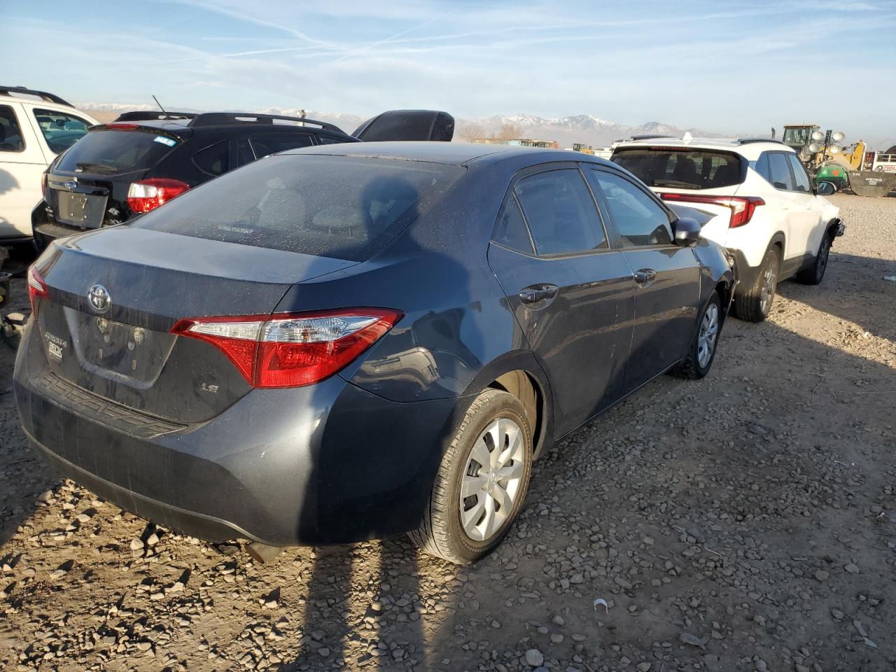 2014 Toyota Corolla VIN 2T1BURHE9EC185809 Copart auction photo, front end damage thumbnail 3