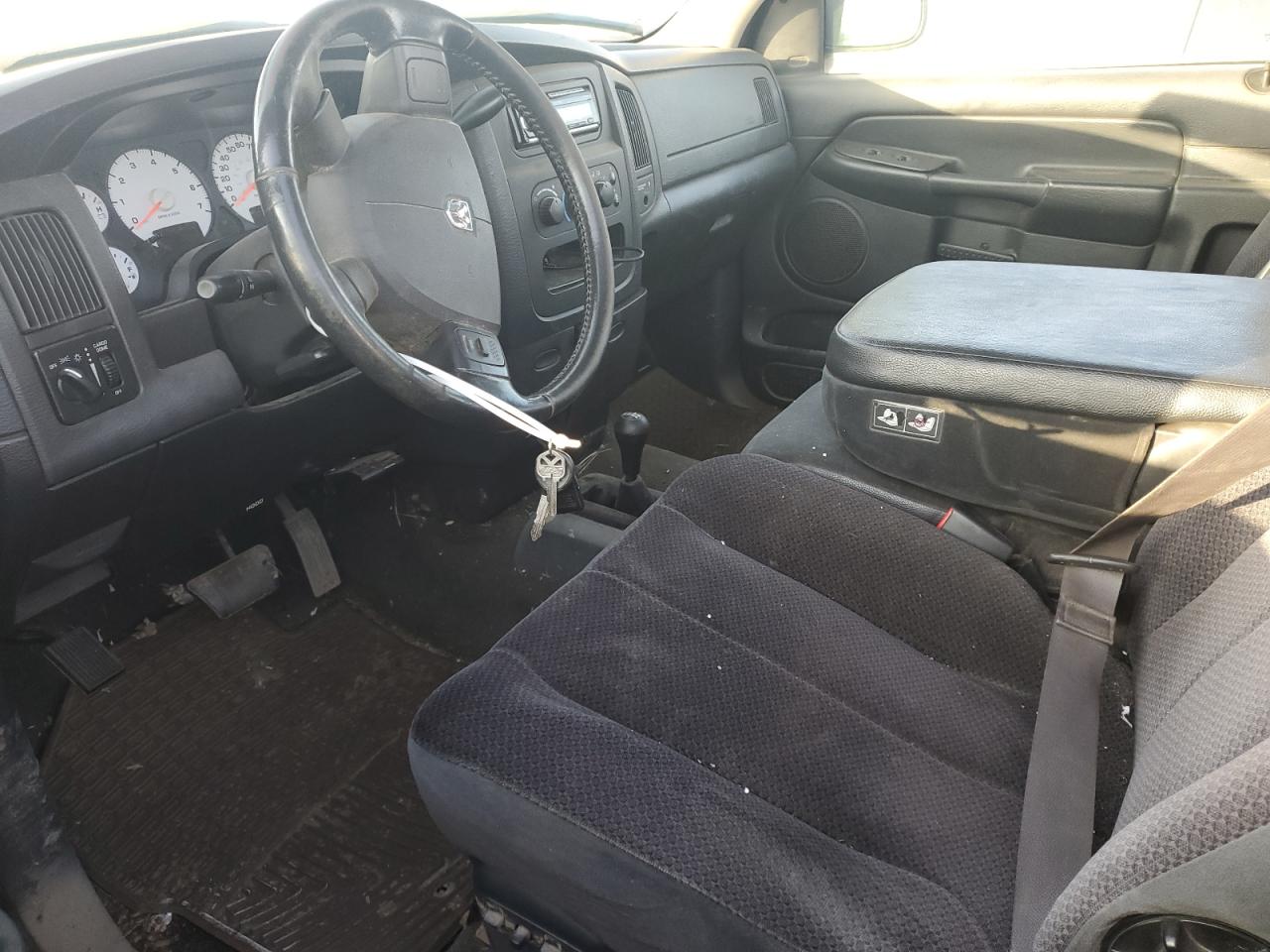 2005 Dodge RAM VIN 1D7HU16D85J599924 Copart auction photo, water/flood / minor dent/scratches damage thumbnail 7