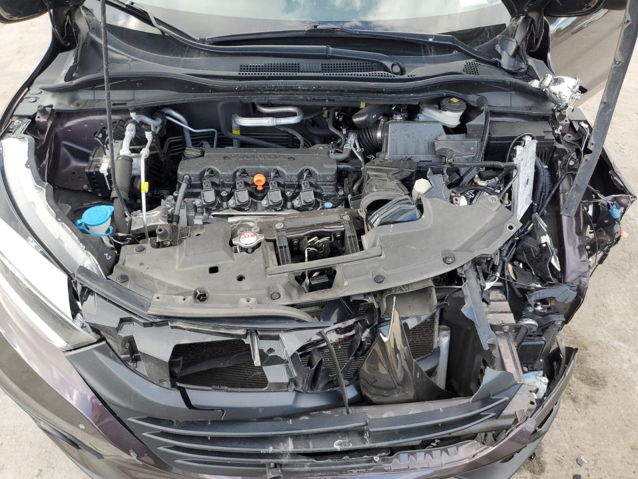 2022 Honda HR-V VIN 3CZRU6H55NM720004 Copart auction photo, front end / minor dent/scratches damage thumbnail 13