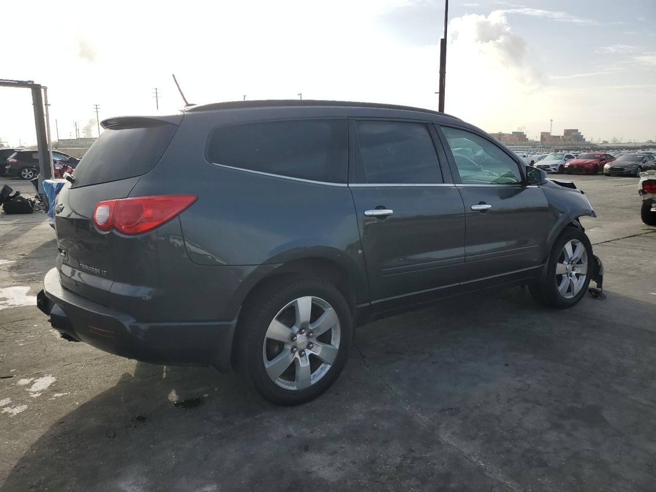 2011 Chevrolet Traverse VIN 1GNKRGED9BJ154777 Copart auction photo, front end damage thumbnail 3