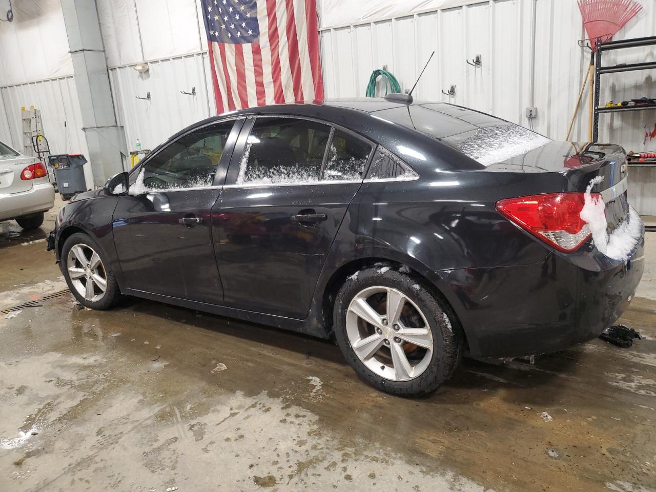 2015 Chevrolet Cruze VIN 1G1PE5SB5F7236115 Copart auction photo, front end / minor dent/scratches damage thumbnail 2