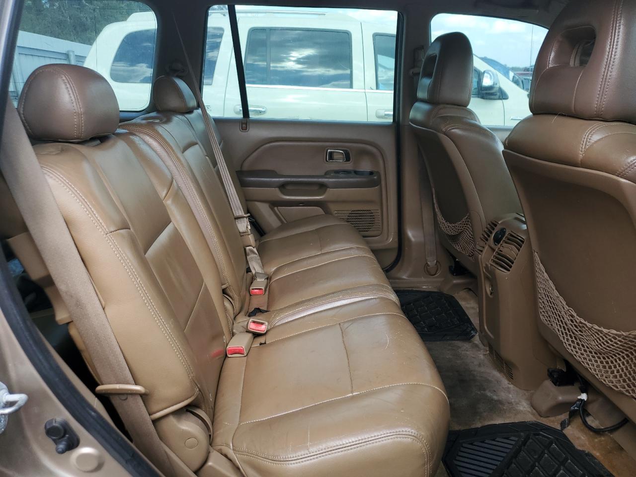 2004 Honda Pilot VIN 2HKYF181X4H599843 Copart auction photo, rear end damage thumbnail 11