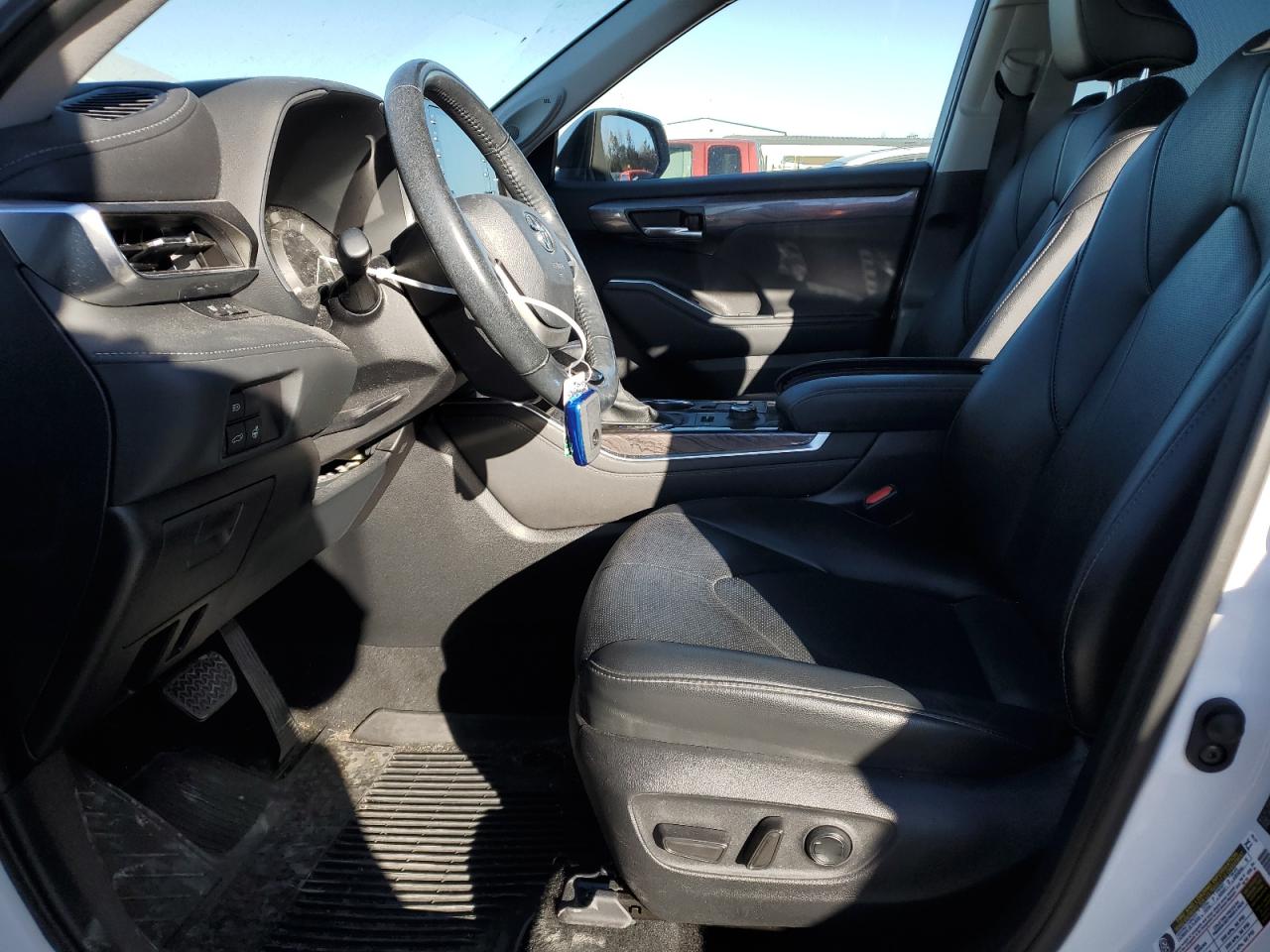 2022 Toyota Highlander VIN 5TDDZRBH1NS167356 Copart auction photo, front end damage thumbnail 7