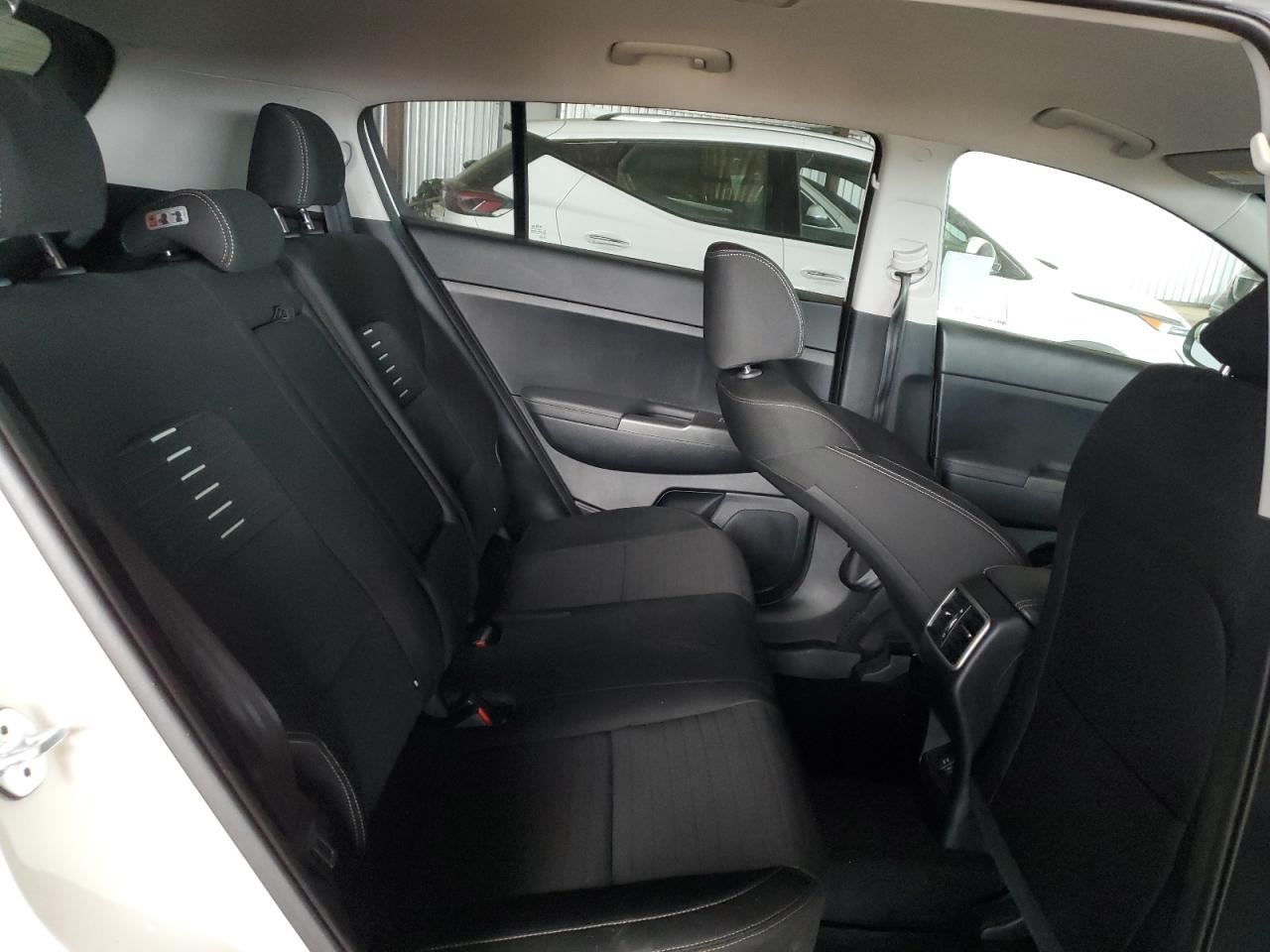 2019 KIA Sportage VIN KNDPM3AC8K7590133 Copart auction photo, minor dent/scratches damage thumbnail 11