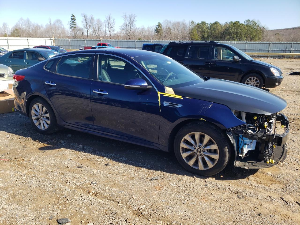 2017 KIA Optima VIN 5XXGT4L34HG163053 Copart auction photo, front end / side damage thumbnail 4