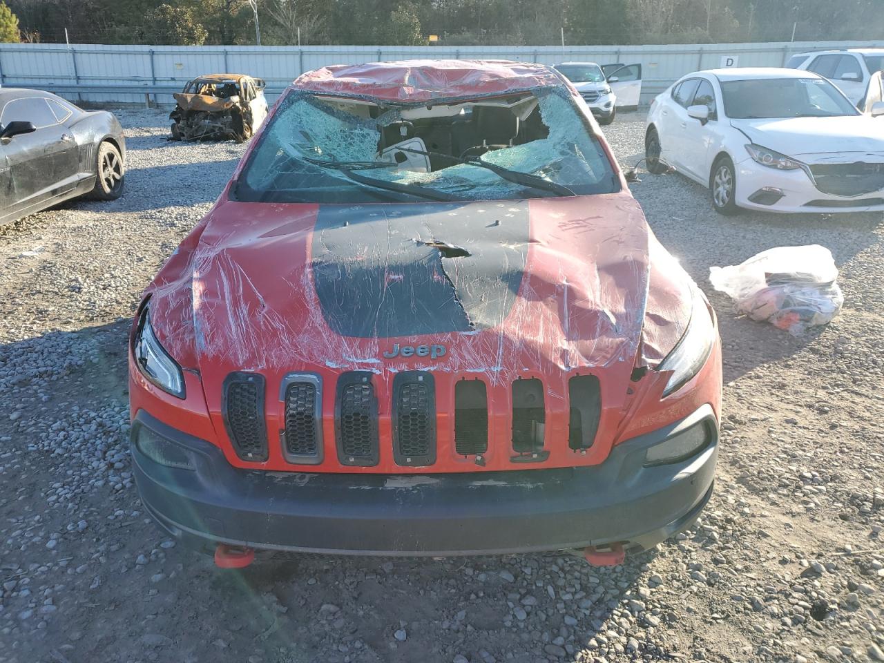 2017 Jeep Cherokee VIN 1C4PJMBS3HW622909 Copart auction photo, all over damage thumbnail 5
