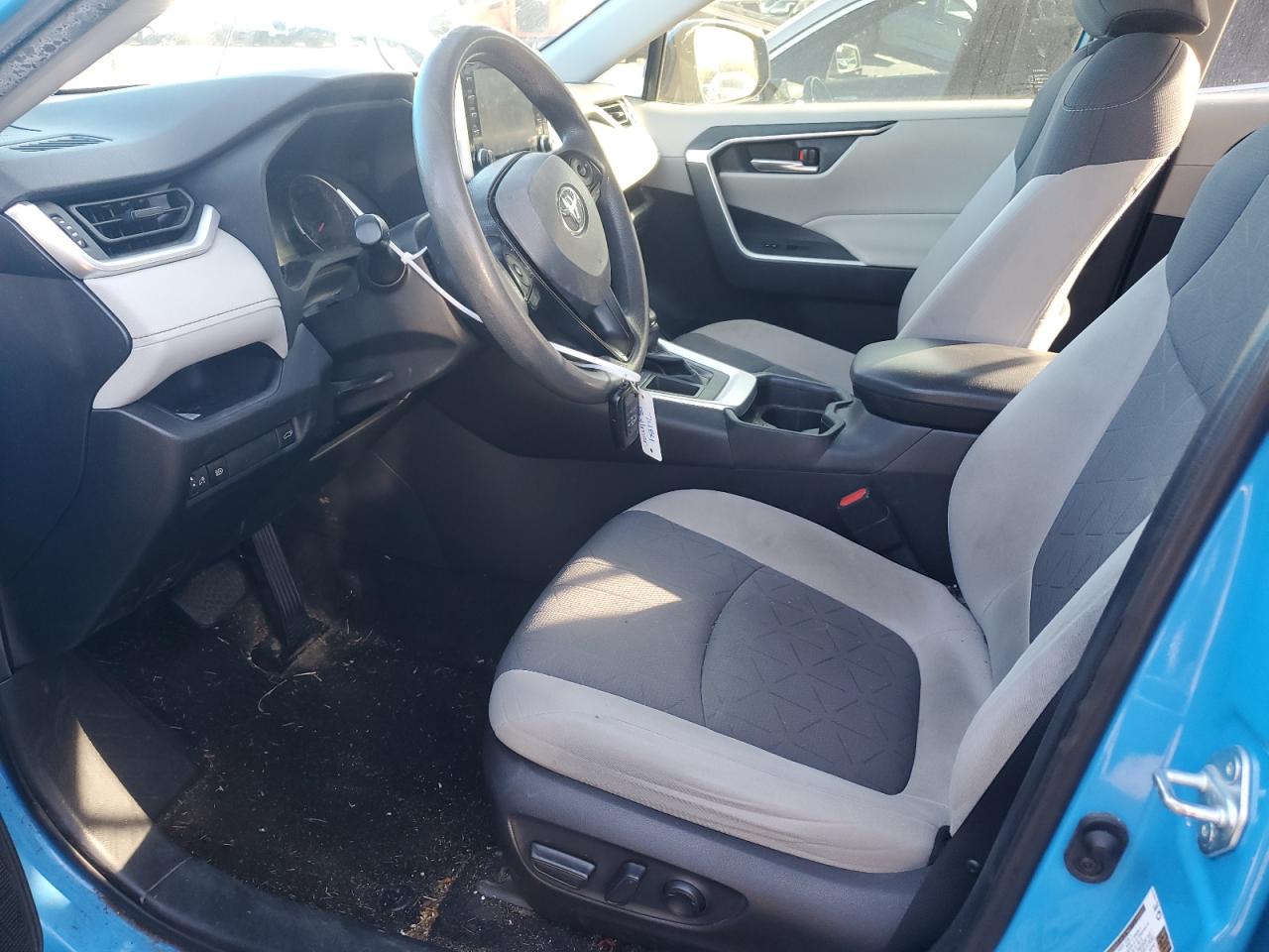 2019 Toyota RAV 4 VIN JTMW1RFV0KD013048 Copart auction photo, front end / side damage thumbnail 7