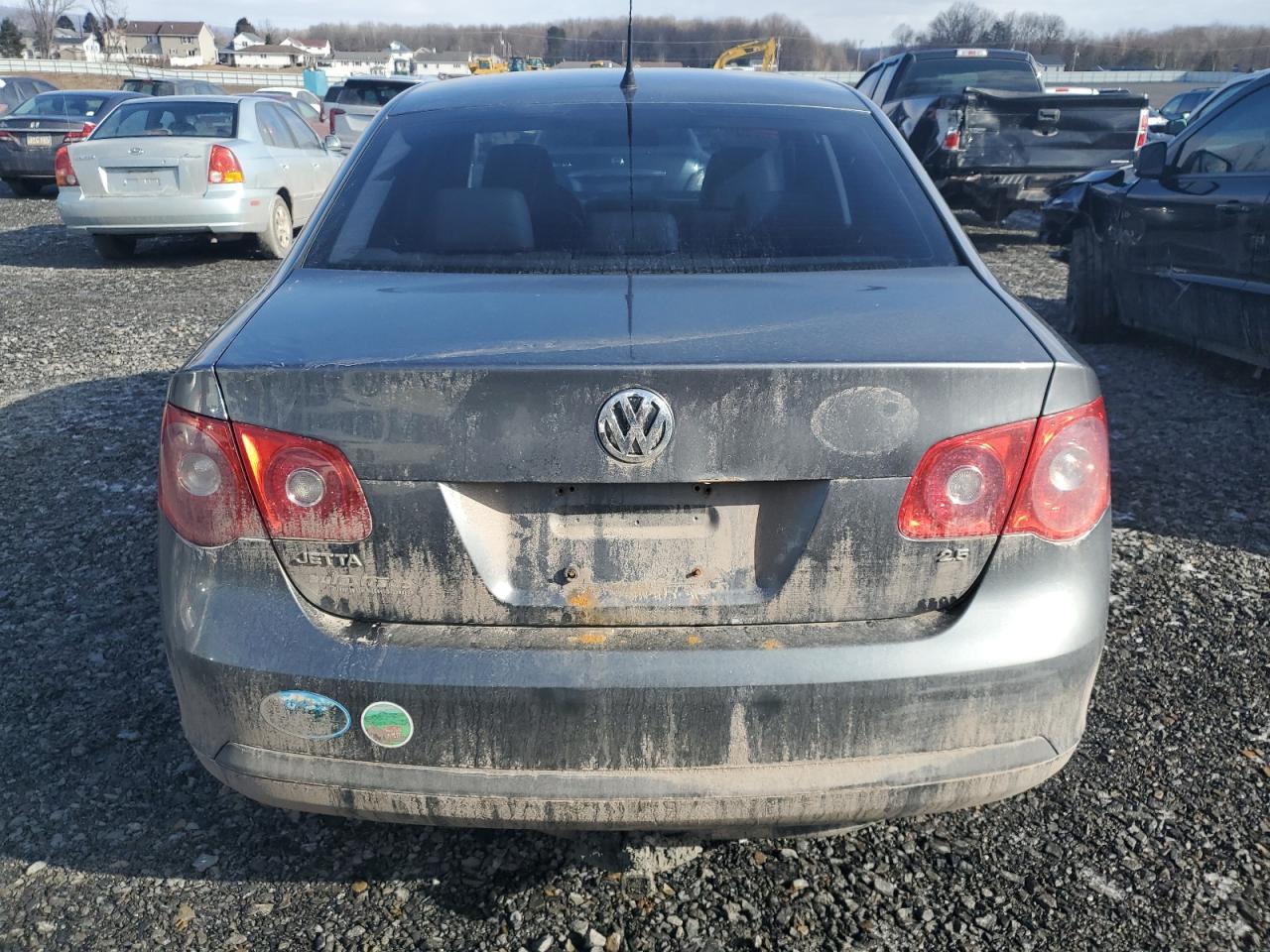 2007 Volkswagen Jetta VIN 3VWEG71K37M116579 Copart auction photo, front end damage thumbnail 6