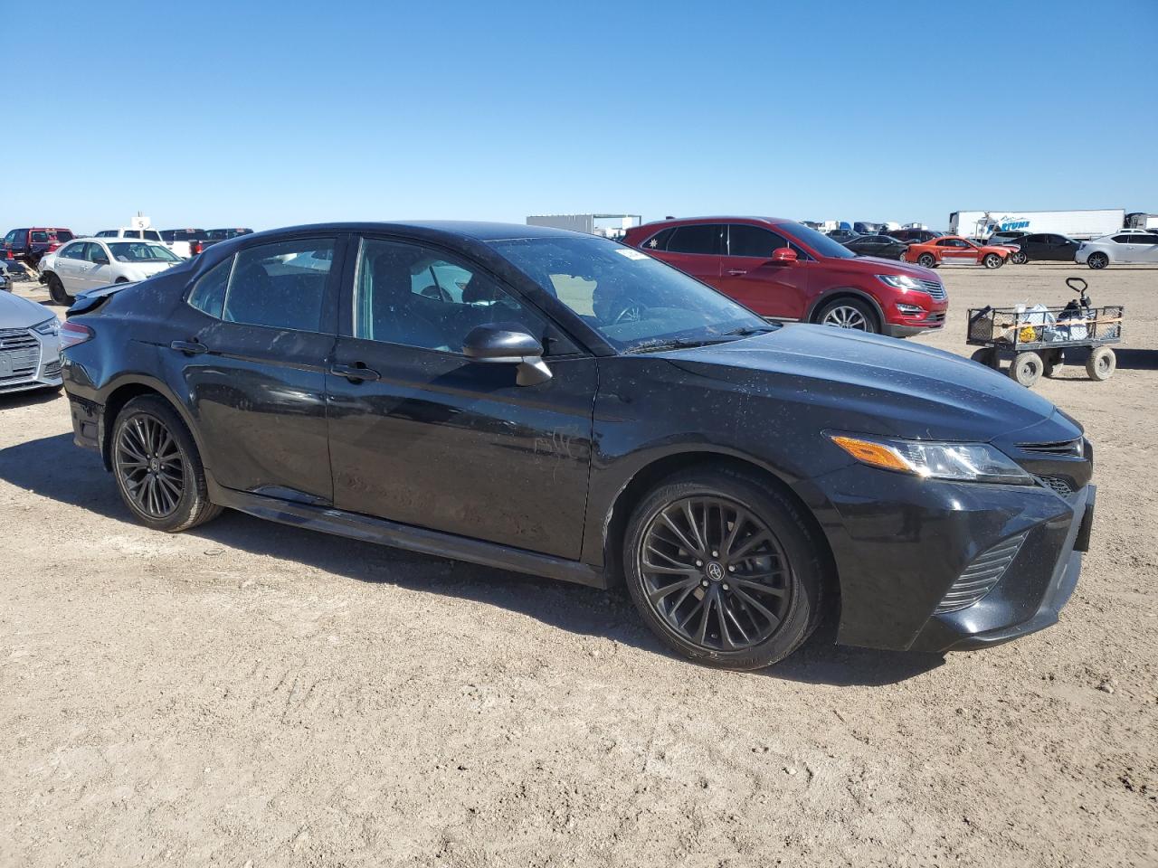 2019 Toyota Camry VIN 4T1B11HK3KU297581 Copart auction photo, rear end / minor dent/scratches damage thumbnail 4