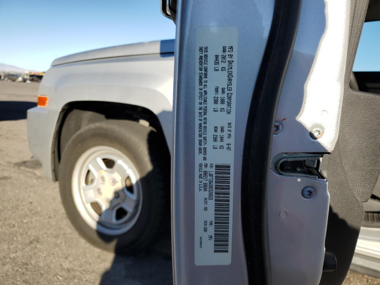 2008 Jeep Liberty (Patriot) VIN 1J8FT28W38D520633 Copart auction photo, minor dent/scratches damage thumbnail 13