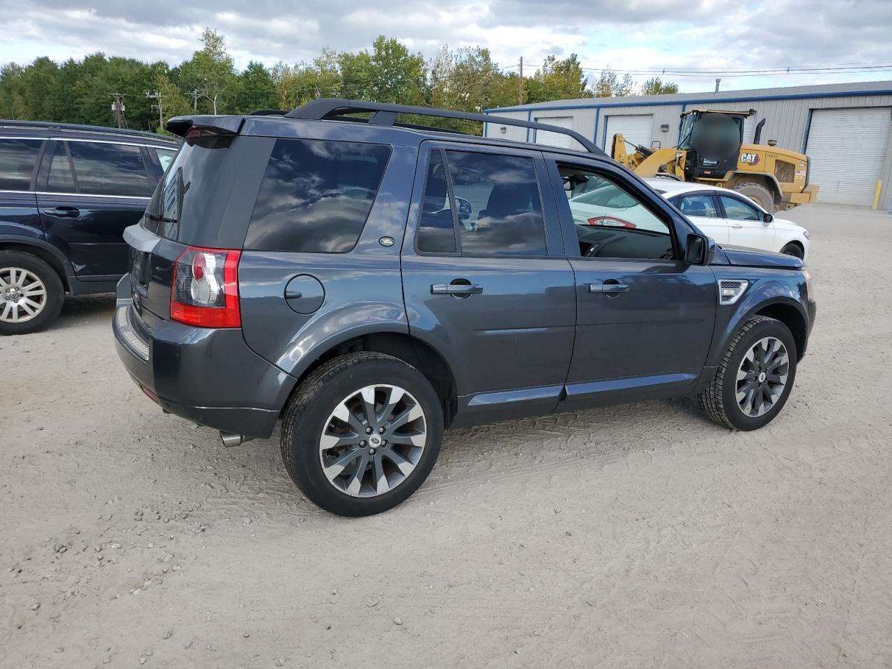 2010 Land Rover LR2 VIN SALFP2BN6AH212973 Copart auction photo, side / front end damage thumbnail 3