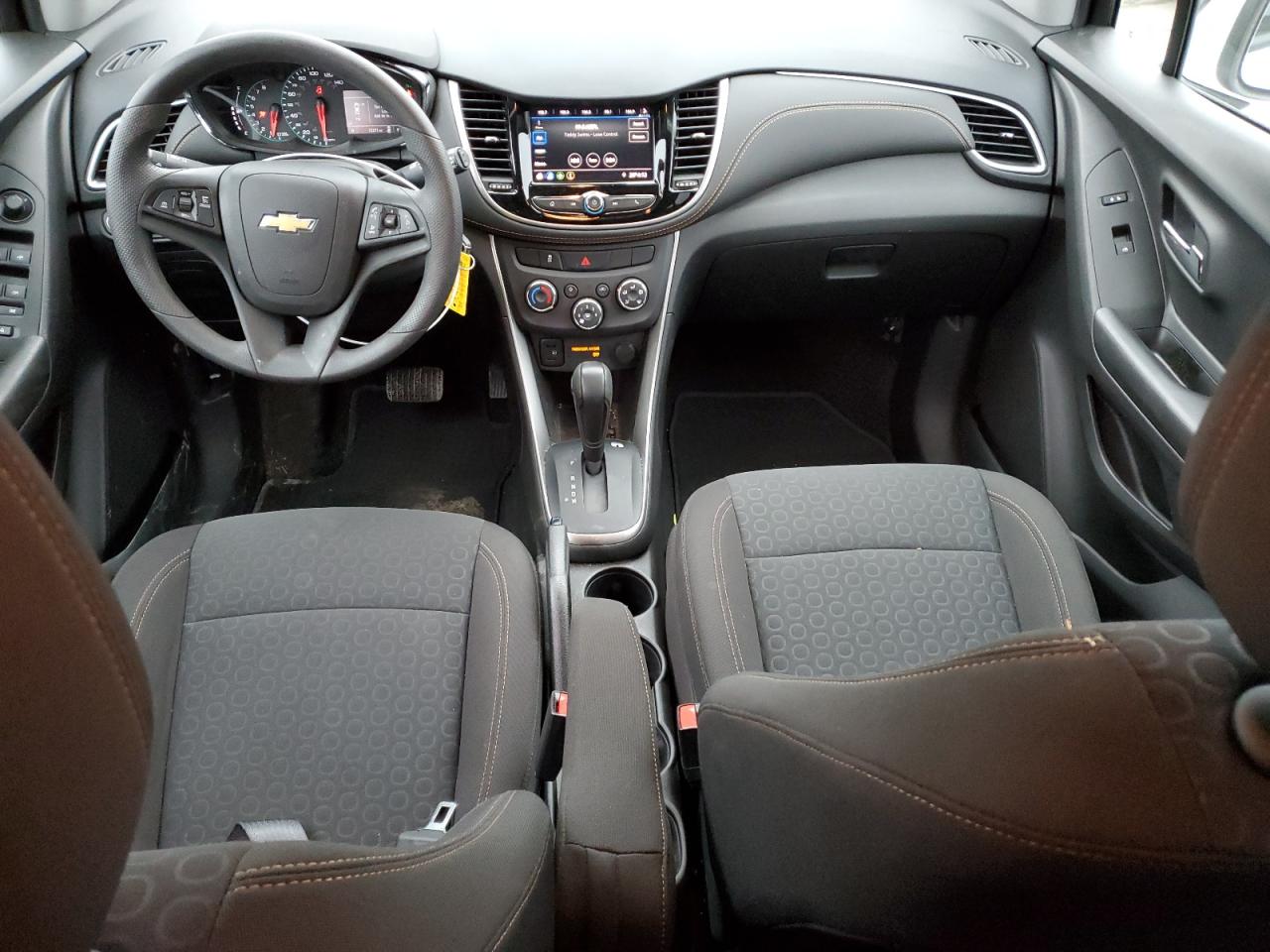 2022 Chevrolet Trax VIN KL7CJNSM6NB549413 Copart auction photo, rear end / minor dent/scratches damage thumbnail 8