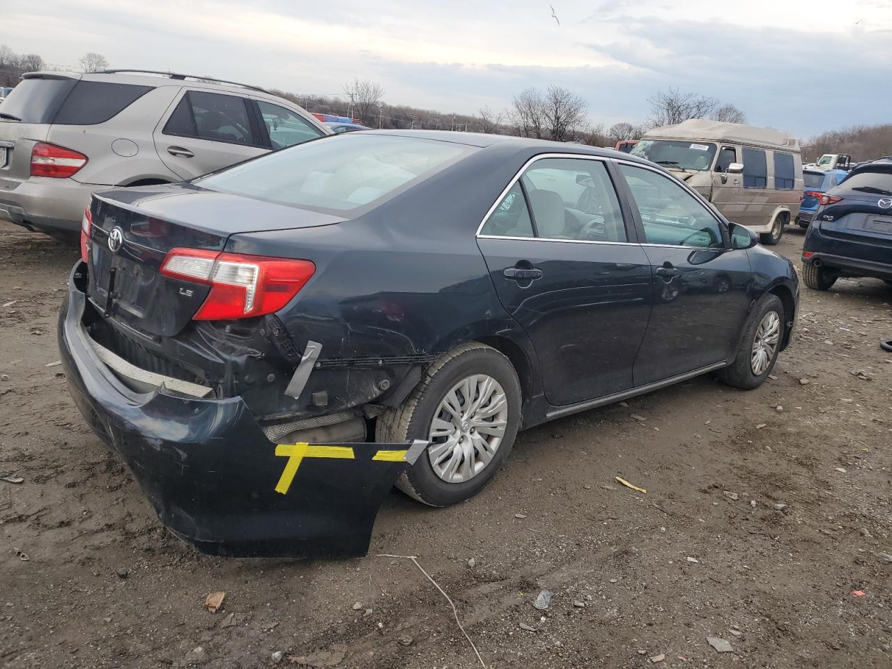 2013 Toyota Camry VIN 4T1BF1FK6DU708852 Copart auction photo, rear end damage thumbnail 3