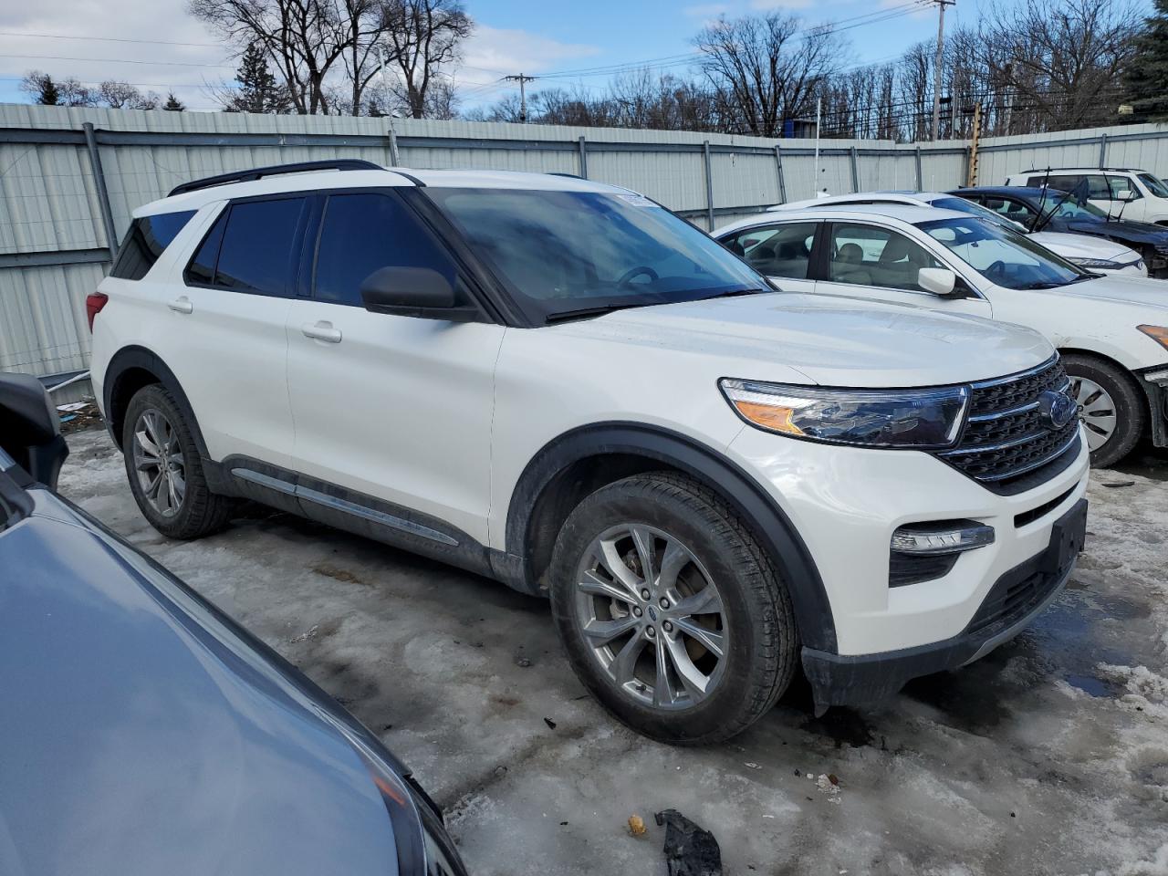 2022 Ford Explorer VIN 1FMSK8DH1NGC09307 Copart auction photo, rear end / side damage thumbnail 4