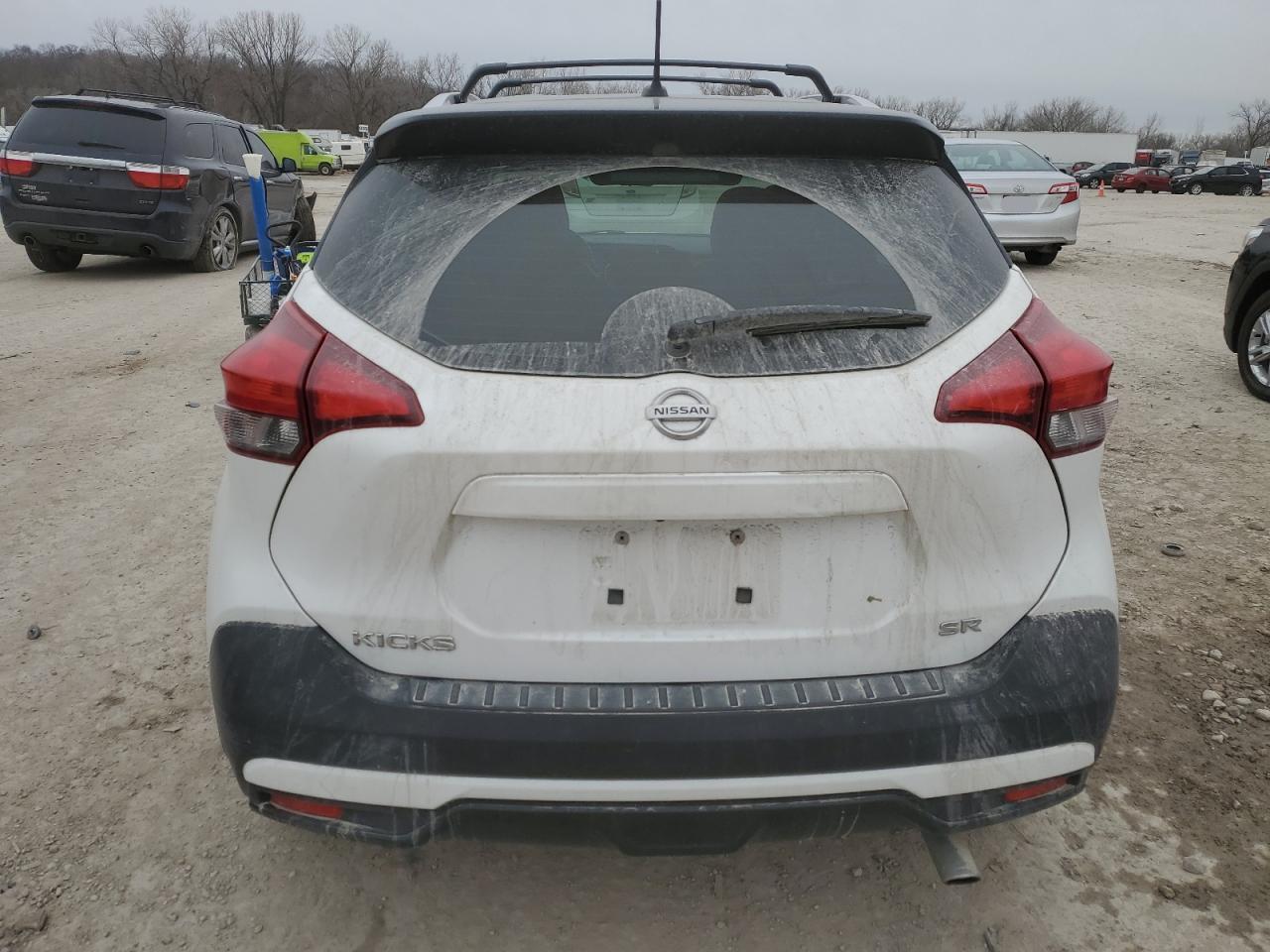 2018 Nissan Kicks VIN 3N1CP5CU4JL537952 Copart auction photo, side damage thumbnail 6
