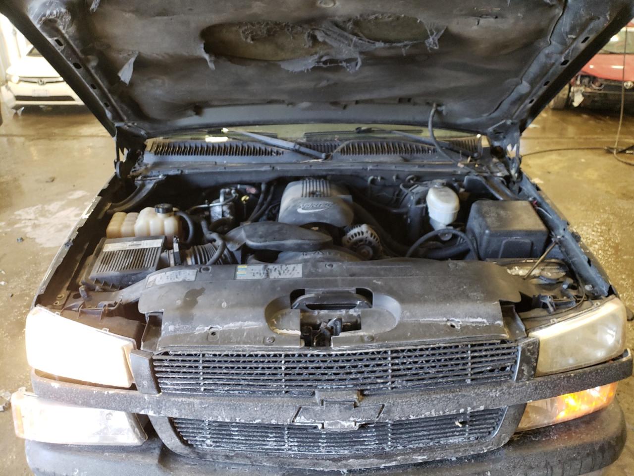 2003 Chevrolet Silverado VIN 1GCEC19V03Z330495 Copart auction photo, all over damage thumbnail 11