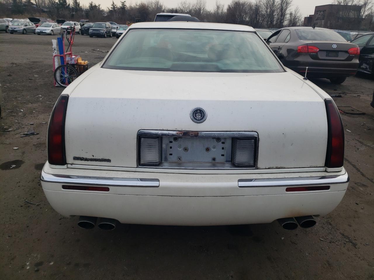 1999 Cadillac Eldorado VIN 1G6EL12Y5XU600699 Copart auction photo, side / minor dent/scratches damage thumbnail 6