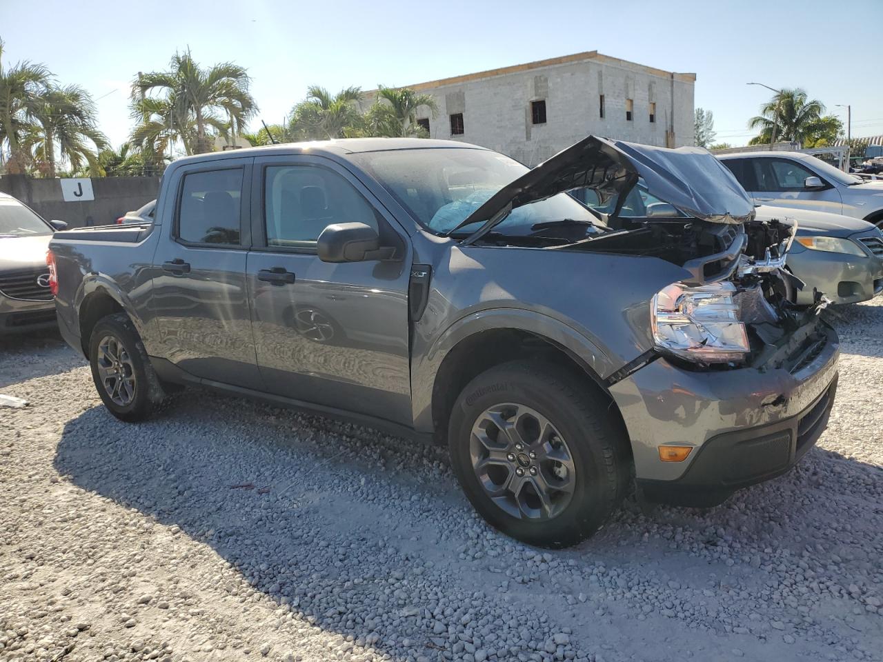 2023 Ford Maverick VIN 3FTTW8E37PRA17577 Copart auction photo, front end damage thumbnail 4