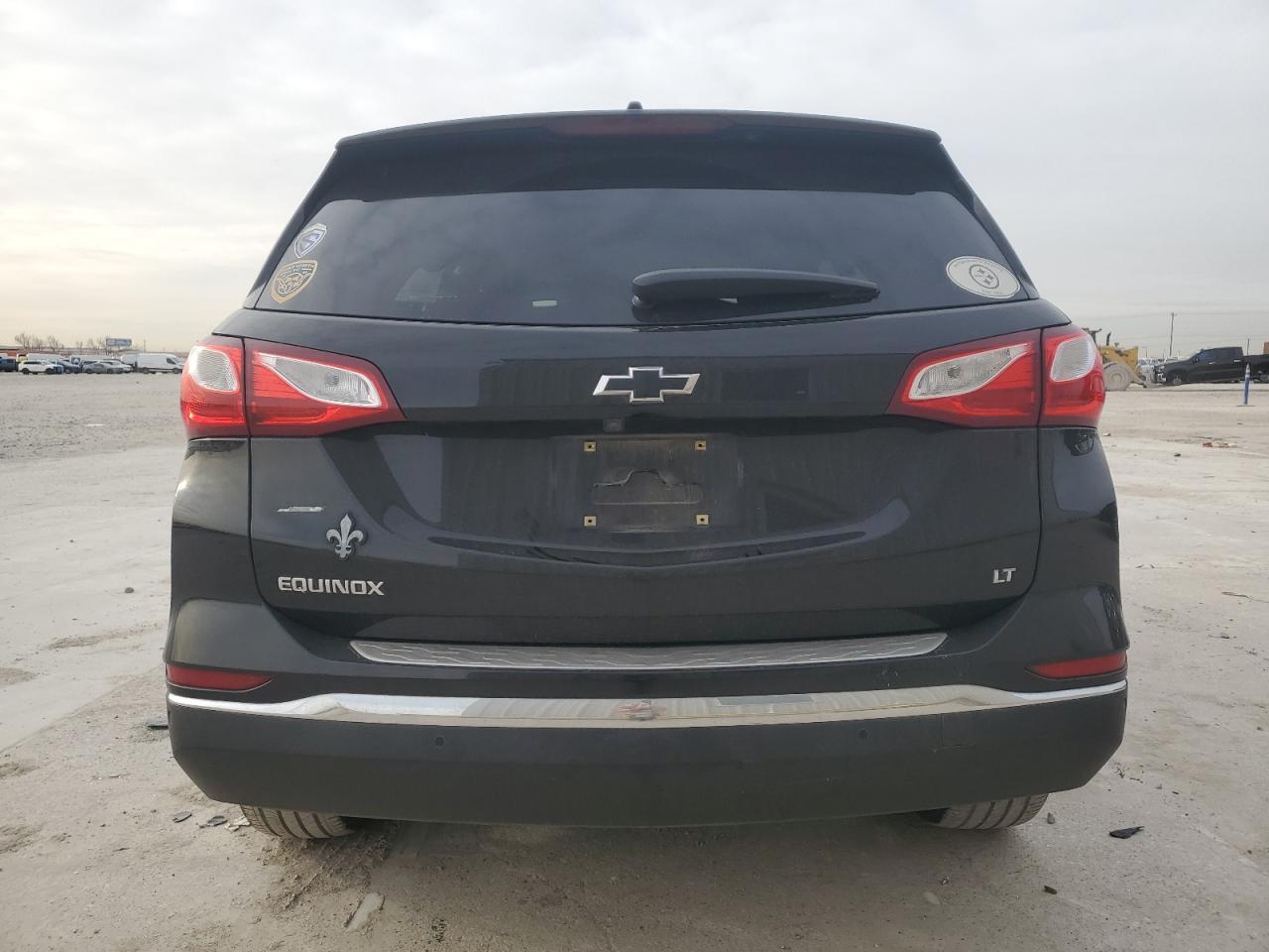 2019 Chevrolet Equinox VIN 2GNAXKEV0K6102237 Copart auction photo, side / minor dent/scratches damage thumbnail 6