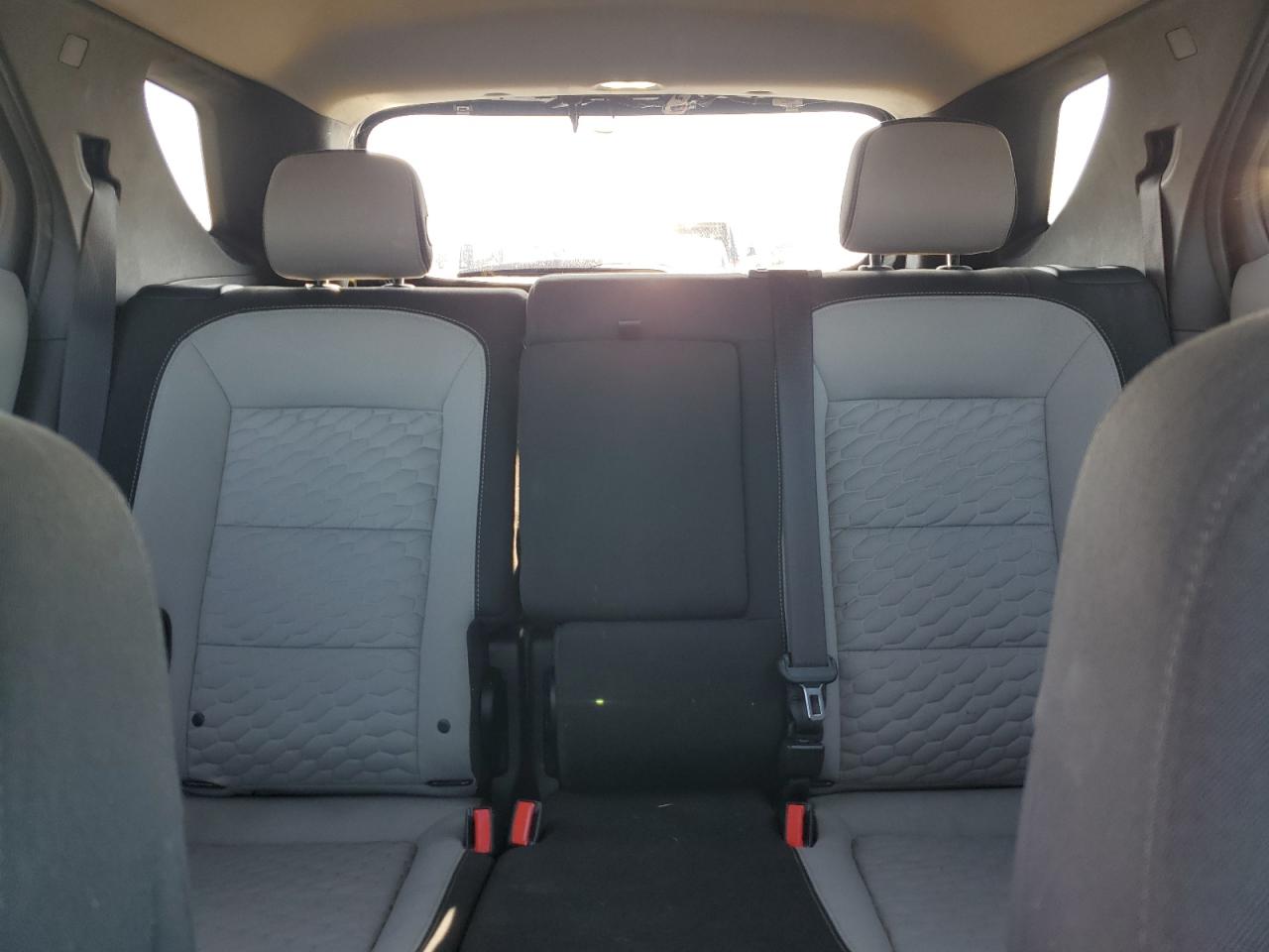 2020 Chevrolet Equinox VIN 3GNAXUEV1LL111859 Copart auction photo, undercarriage / rear end damage thumbnail 10