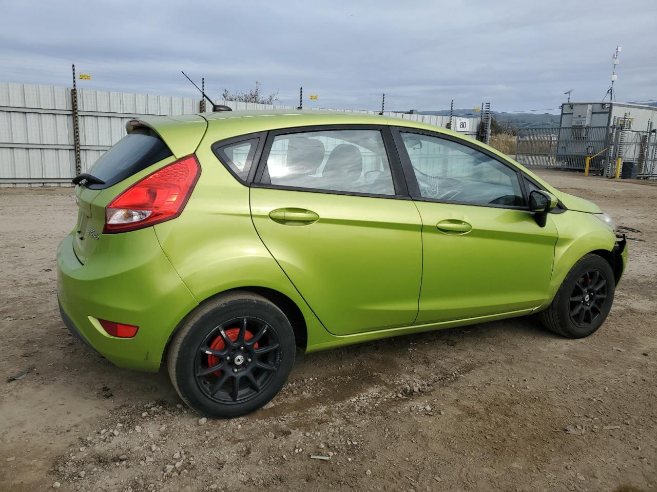 2013 Ford Fiesta VIN 3FADP4EJ1DM113888 Copart auction photo, front end / side damage thumbnail 3