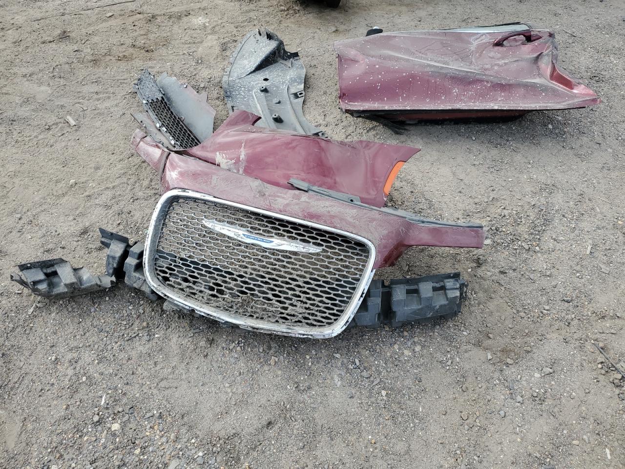 2017 Chrysler 300 VIN 2C3CCAAGXHH651105 Copart auction photo, front end / side damage thumbnail 13