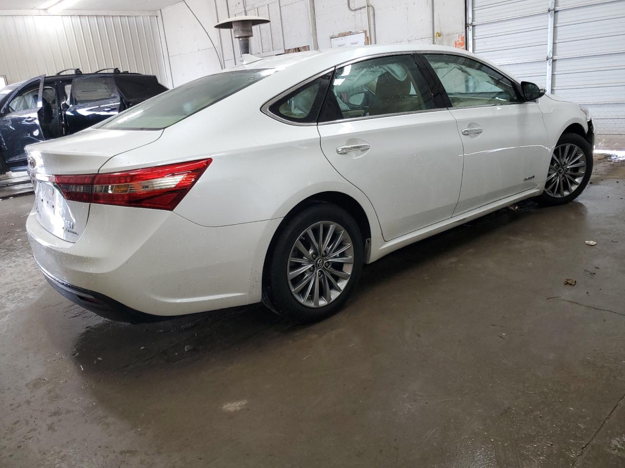 2016 Toyota Avalon VIN 4T1BD1EB9GU052061 Copart auction photo, front end damage thumbnail 3