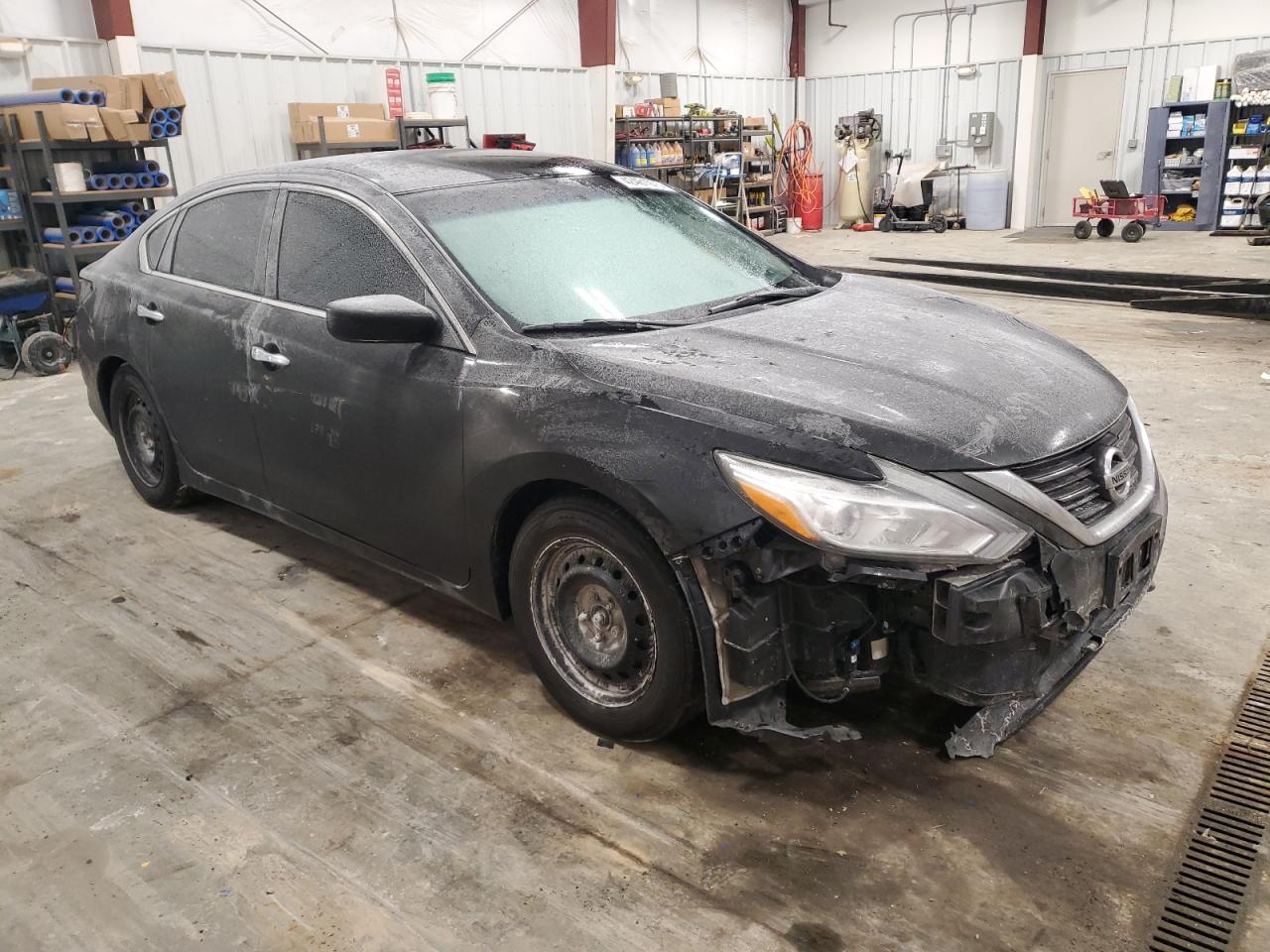 2017 Nissan Altima VIN 1N4AL3AP2HC187718 Copart auction photo, side / front end damage thumbnail 4