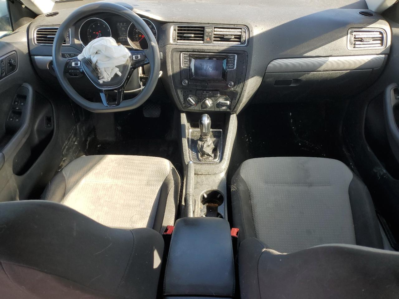 2017 Volkswagen Jetta VIN 3VW2B7AJ0HM351340 Copart auction photo, front end damage thumbnail 8