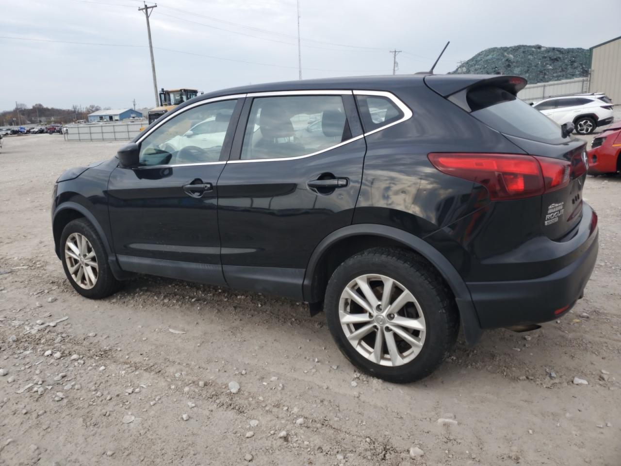 2018 Nissan Rogue VIN JN1BJ1CP5JW153222 Copart auction photo, side / front end damage thumbnail 2