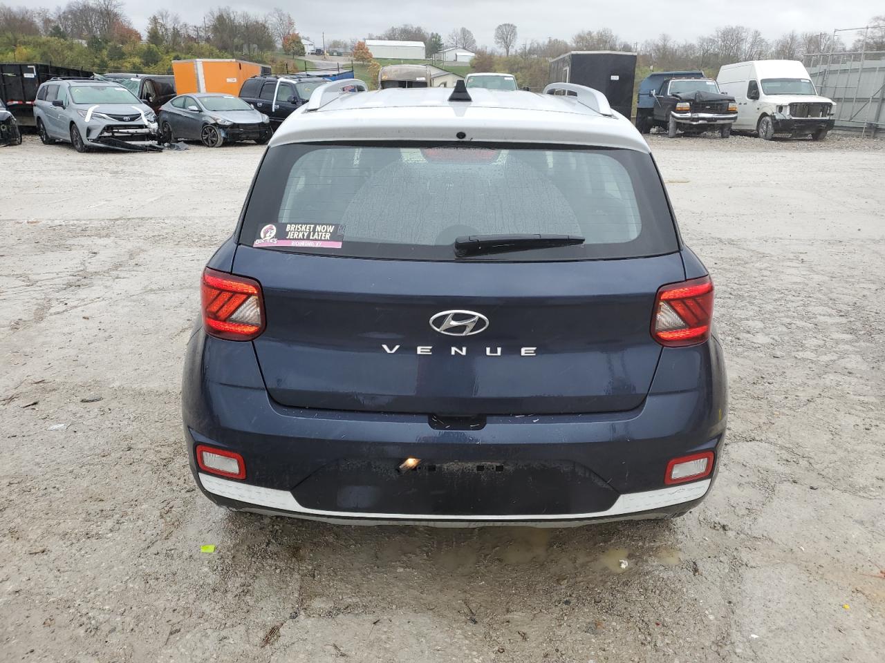 2022 Hyundai Venue VIN KMHRC8A3XNU151347 Copart auction photo, front end / side damage thumbnail 6