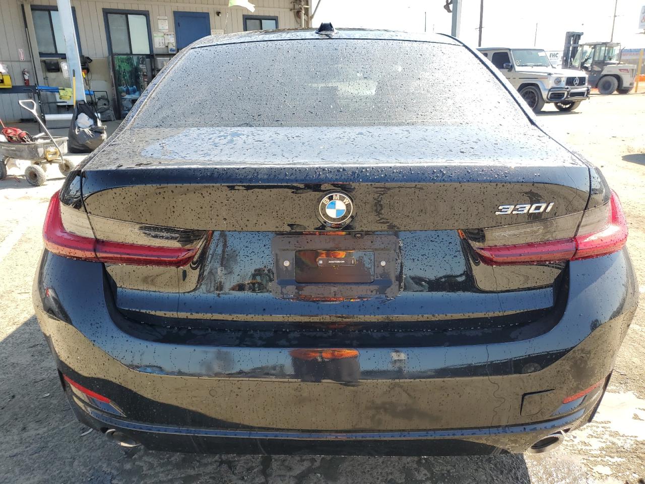 2024 BMW 3er VIN 3MW69FF06R8E43540 Copart auction photo, front end damage thumbnail 6